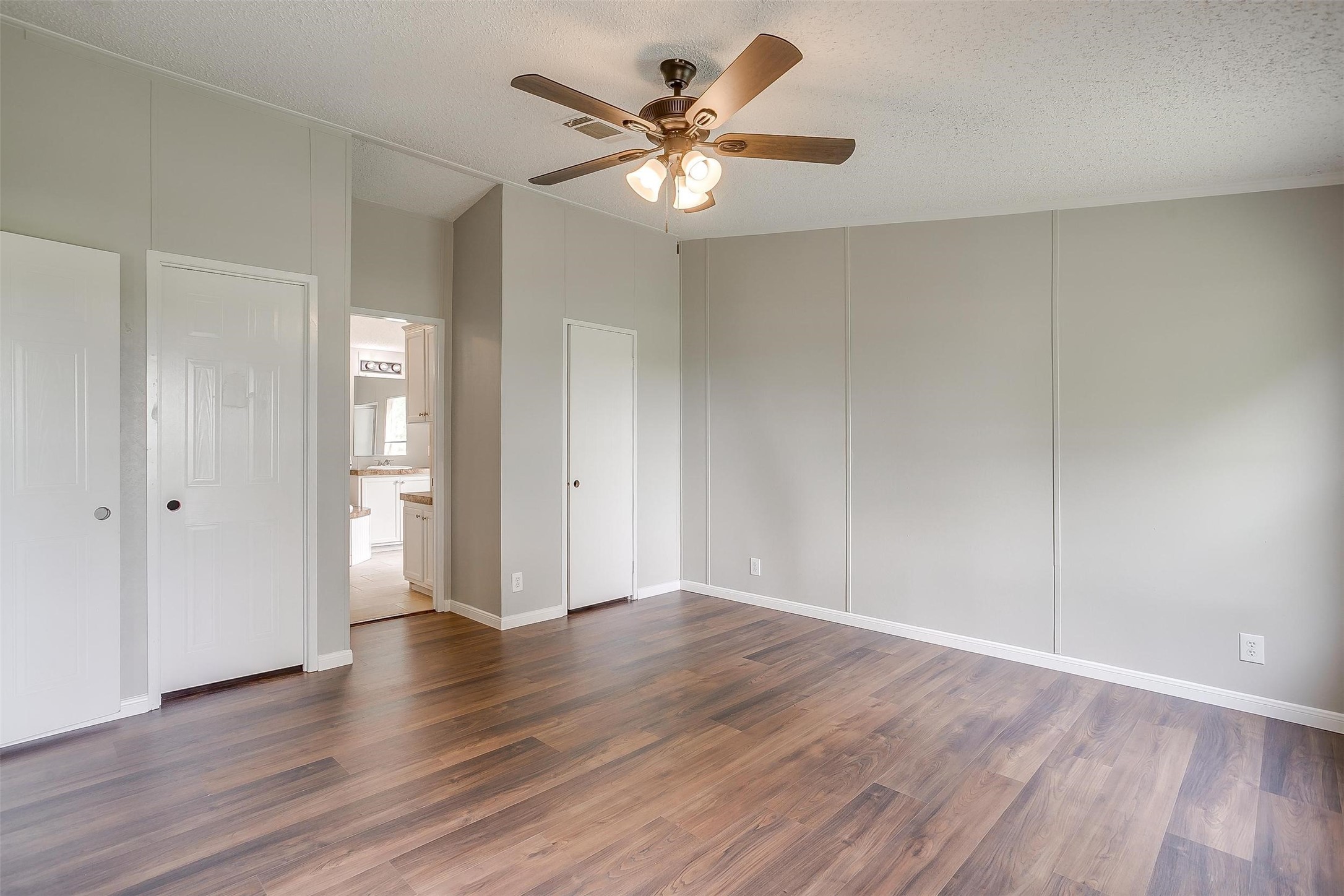 3368 Fm 66 , Grandview, TX, 76050 | 20937478 | Realty Texas LLC