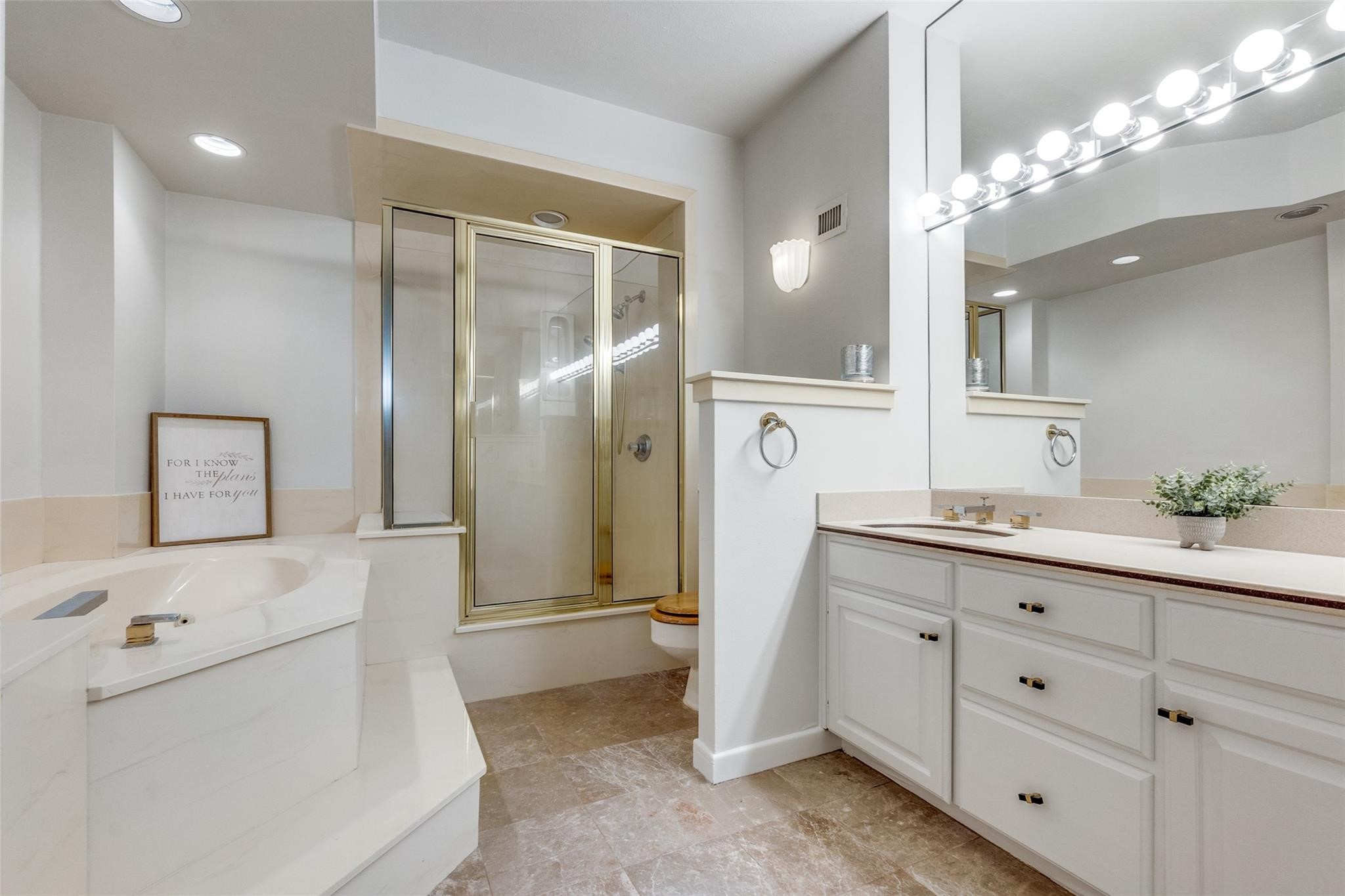 5200 Keller Springs Road 1211 , Dallas, TX, 75248 | 20934865 | Realty Texas LLC