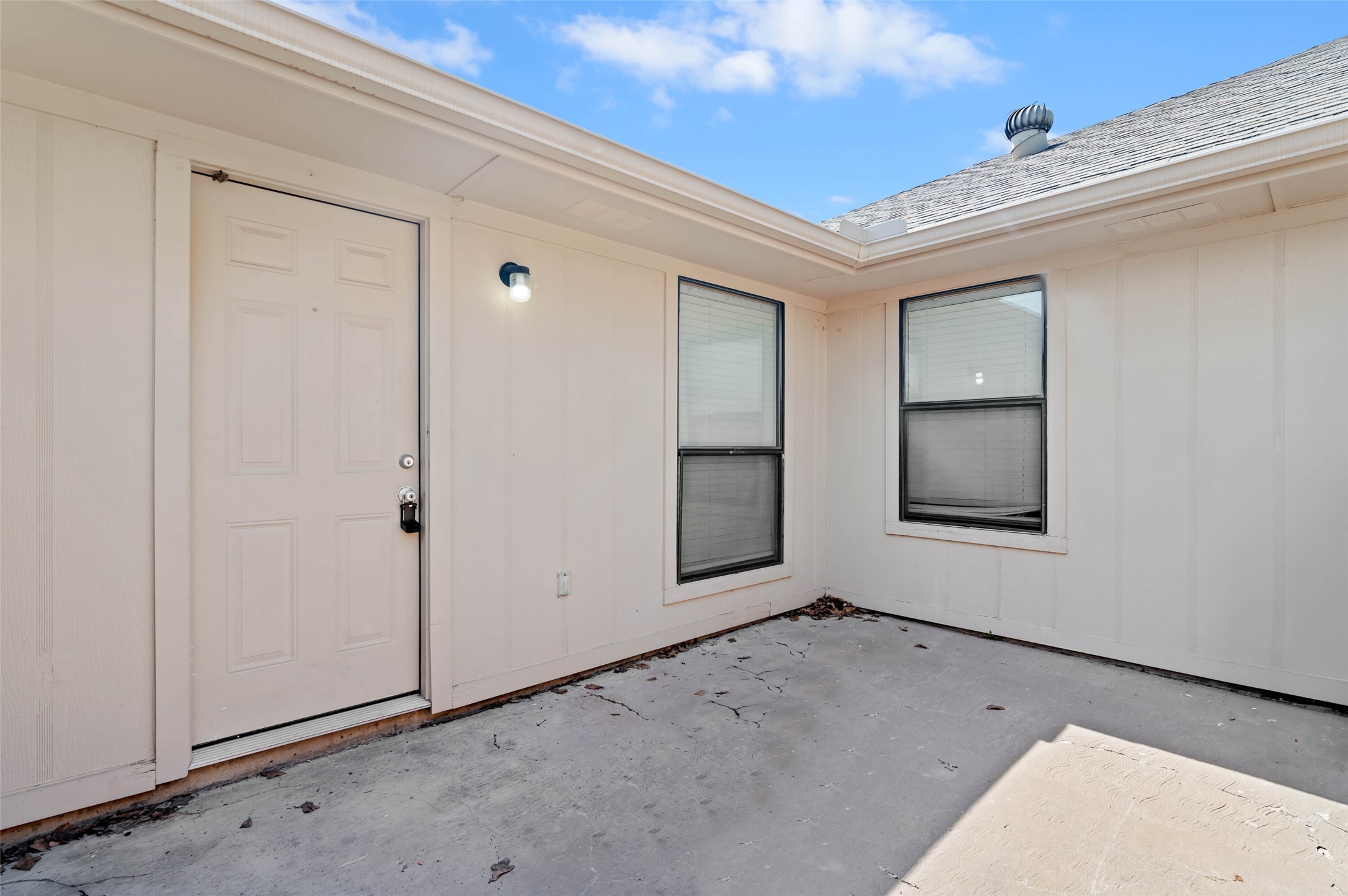 2848 Edd Road , Dallas, TX, 75253 | 20929639 | Realty Texas LLC