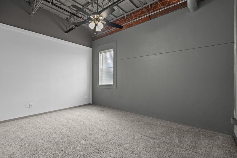 612 W Texas Avenue 201 , Baytown, TX, 77520 | 48692111 | Realty Texas LLC