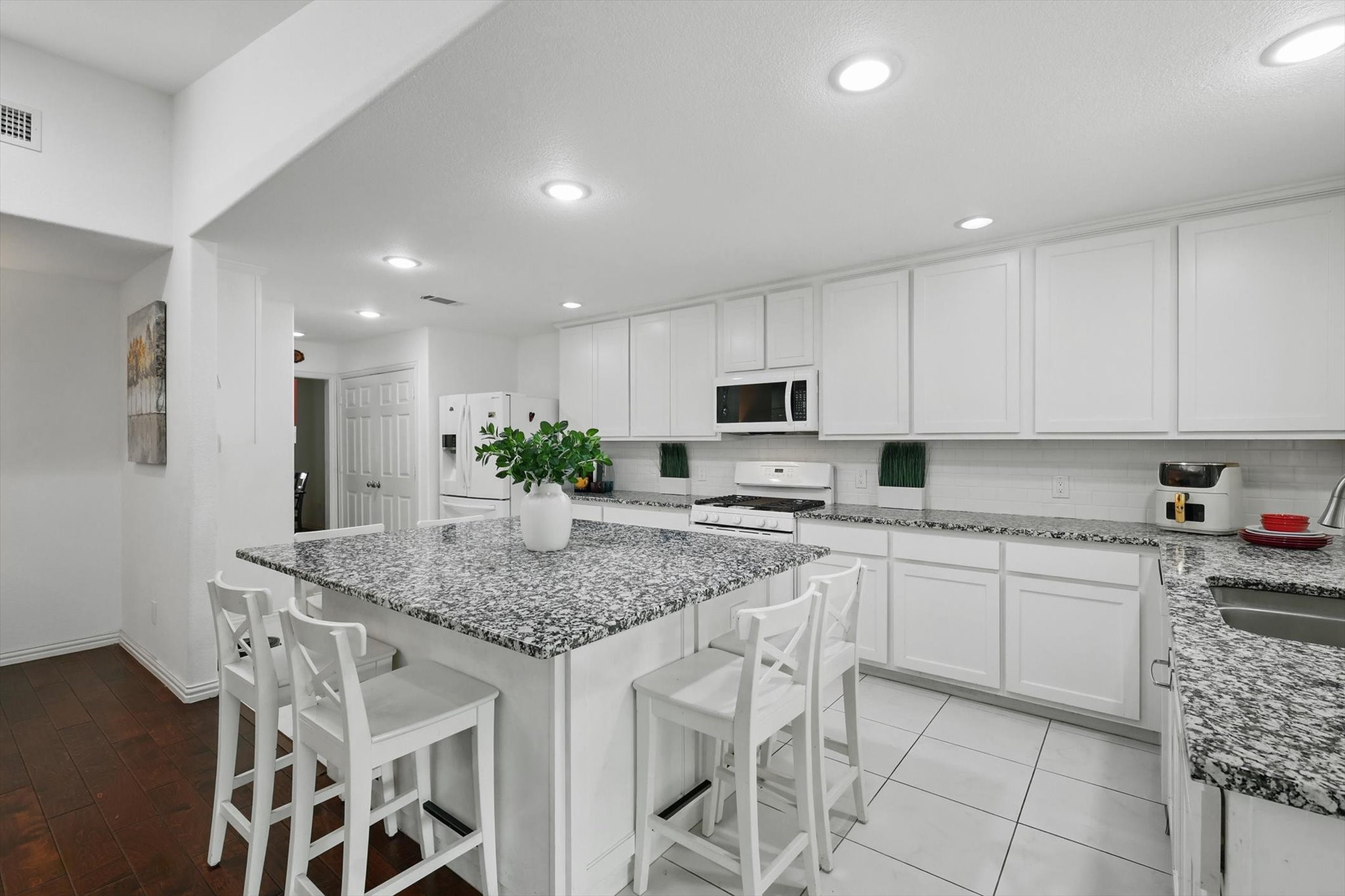 1404 W Spring Creek Parkway , Plano, TX, 75023 | 20935666 | Realty Texas LLC