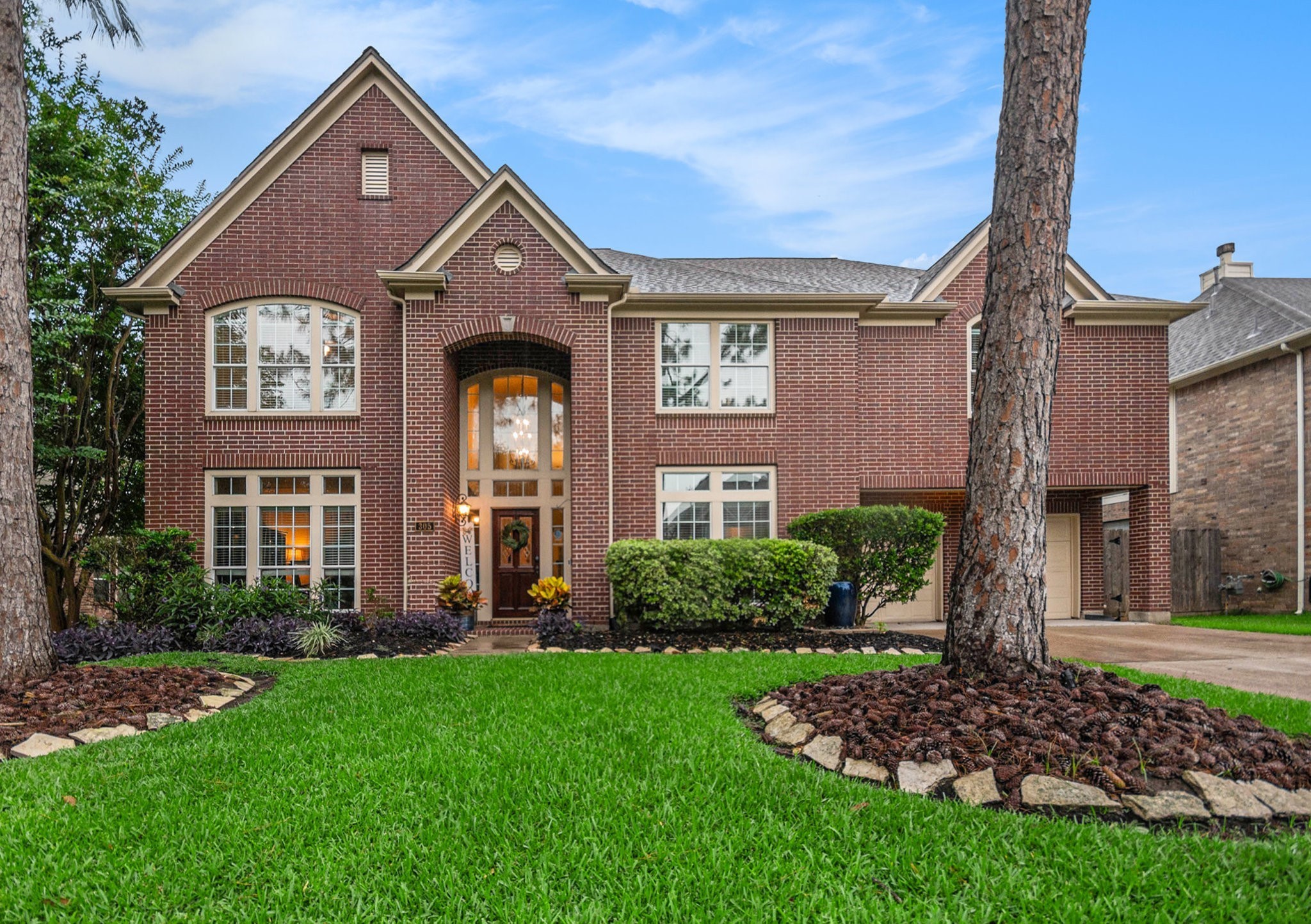 305 Pinnacle Cove Court , League City, TX, 77573 | 7038265 | Realty Texas LLC