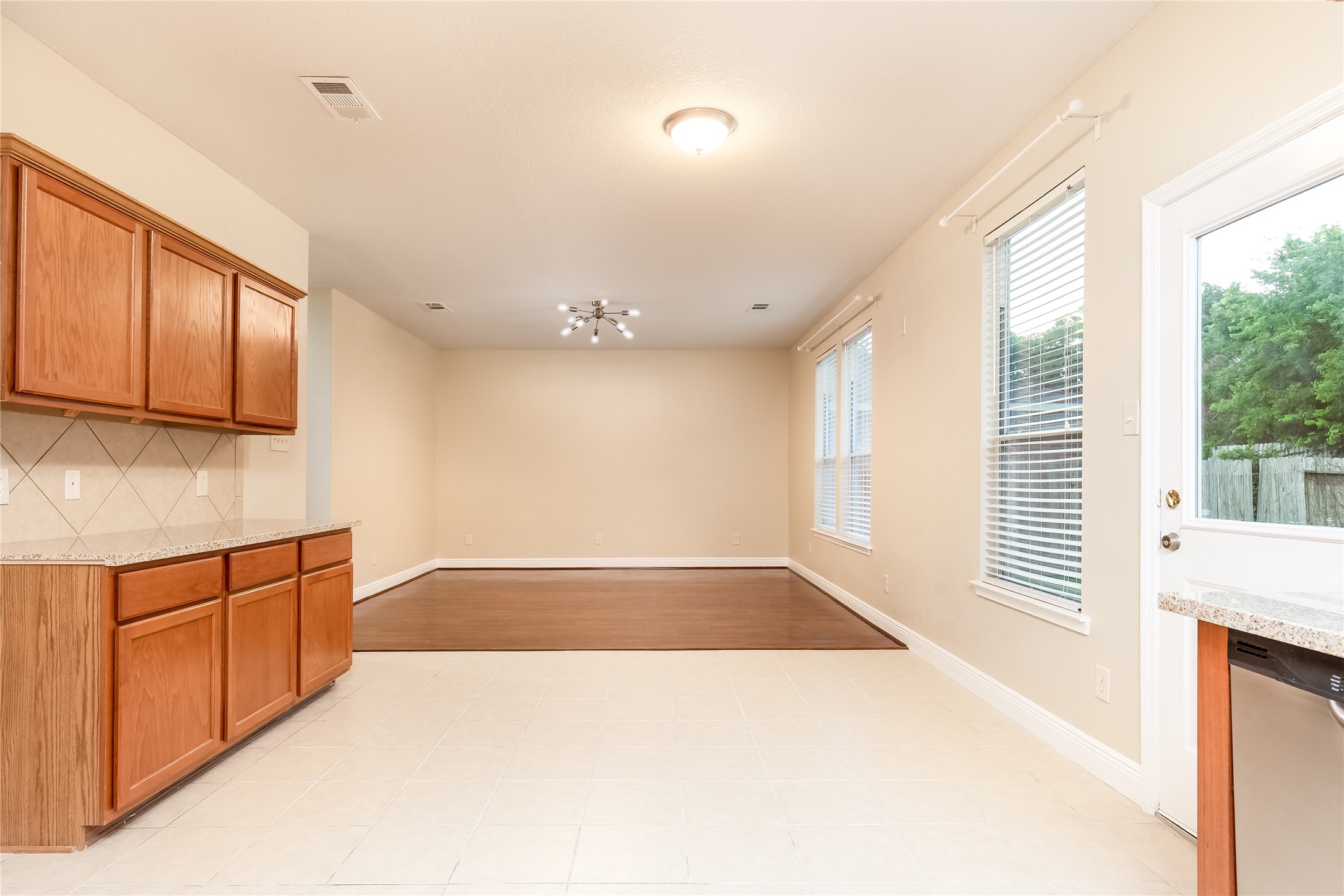 9726 Angleside Lane , Sugar Land, TX, 77498 | 78572434 | Realty Texas LLC