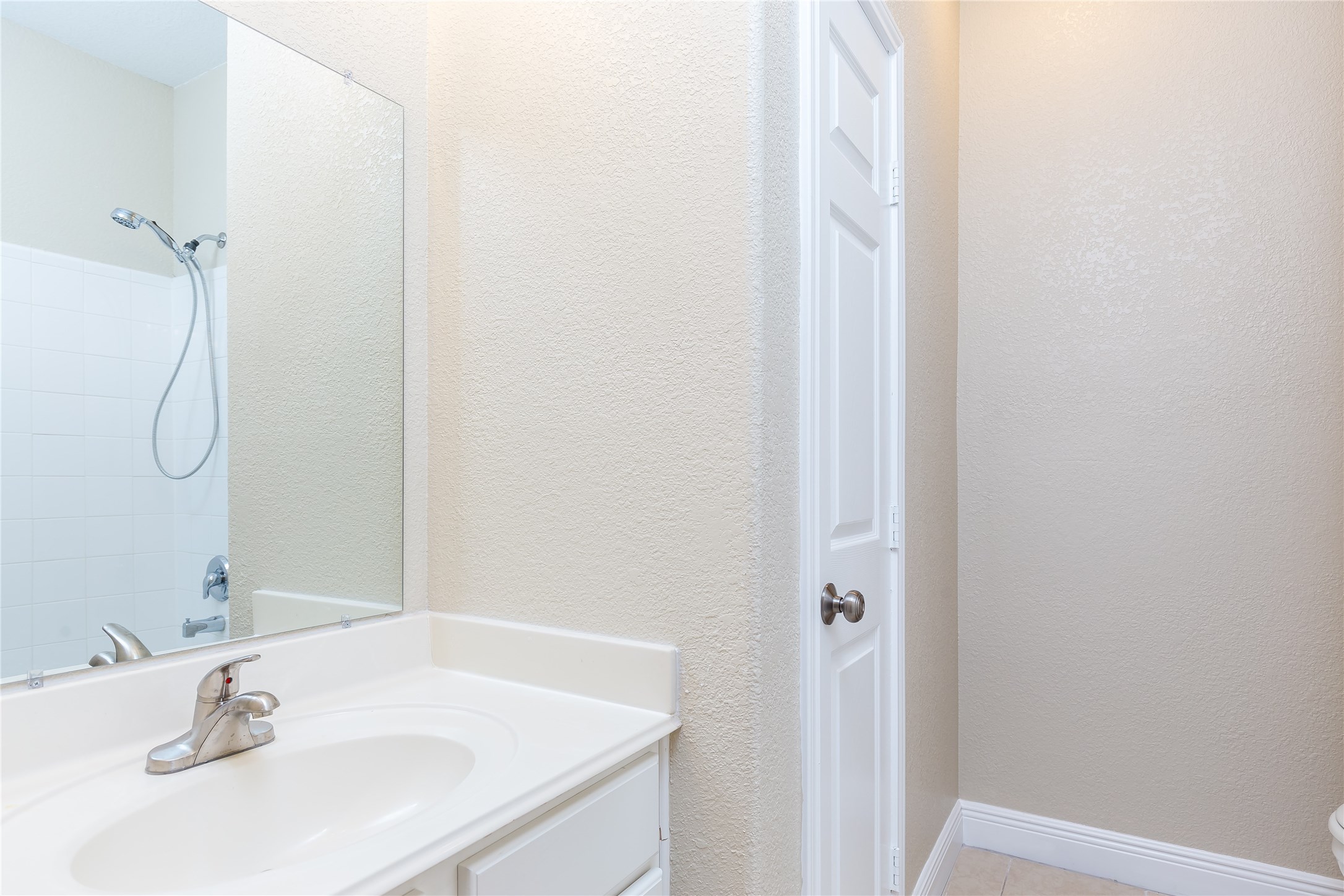 9726 Angleside Lane , Sugar Land, TX, 77498 | 78572434 | Realty Texas LLC