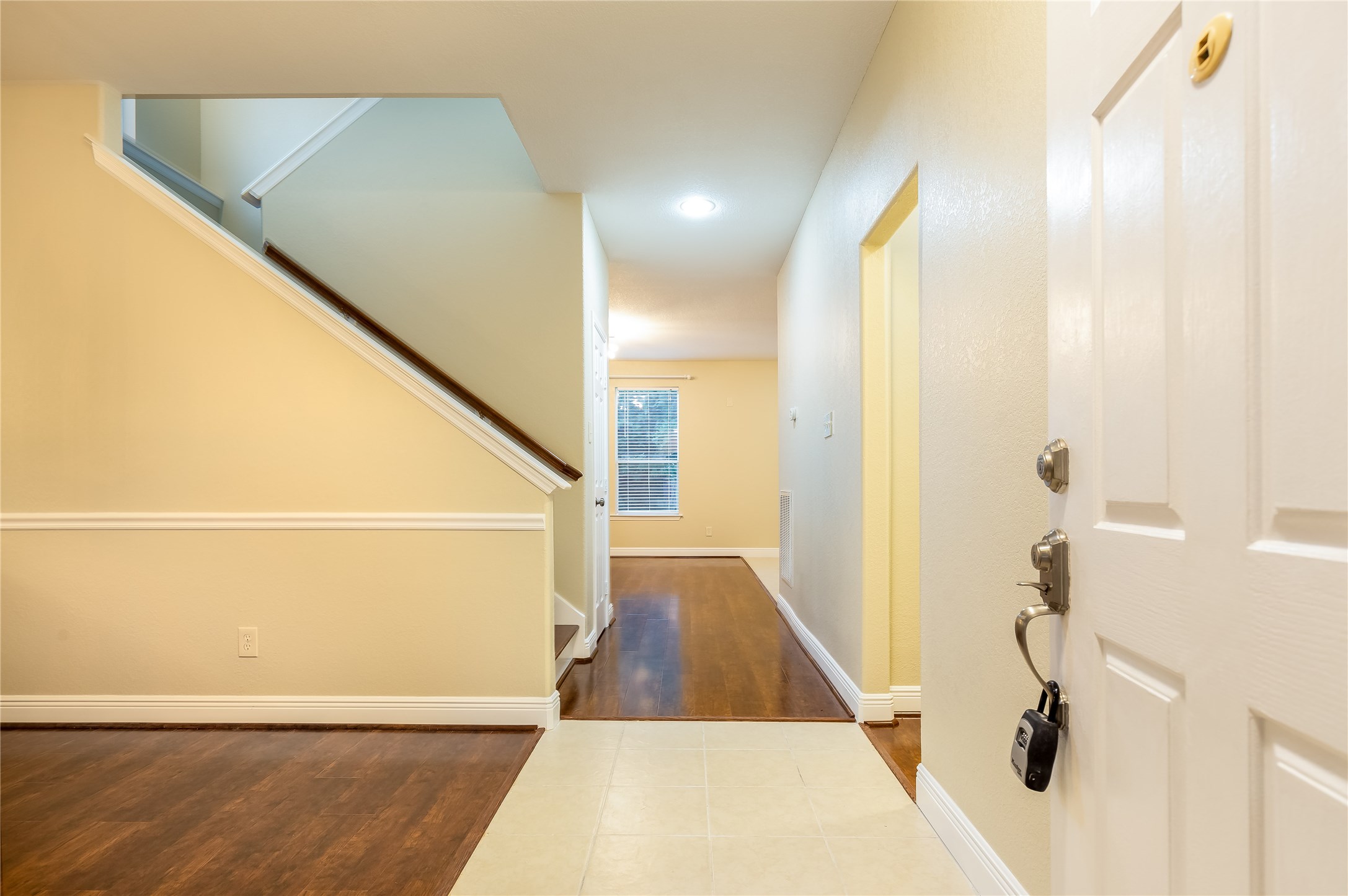 9726 Angleside Lane , Sugar Land, TX, 77498 | 78572434 | Realty Texas LLC