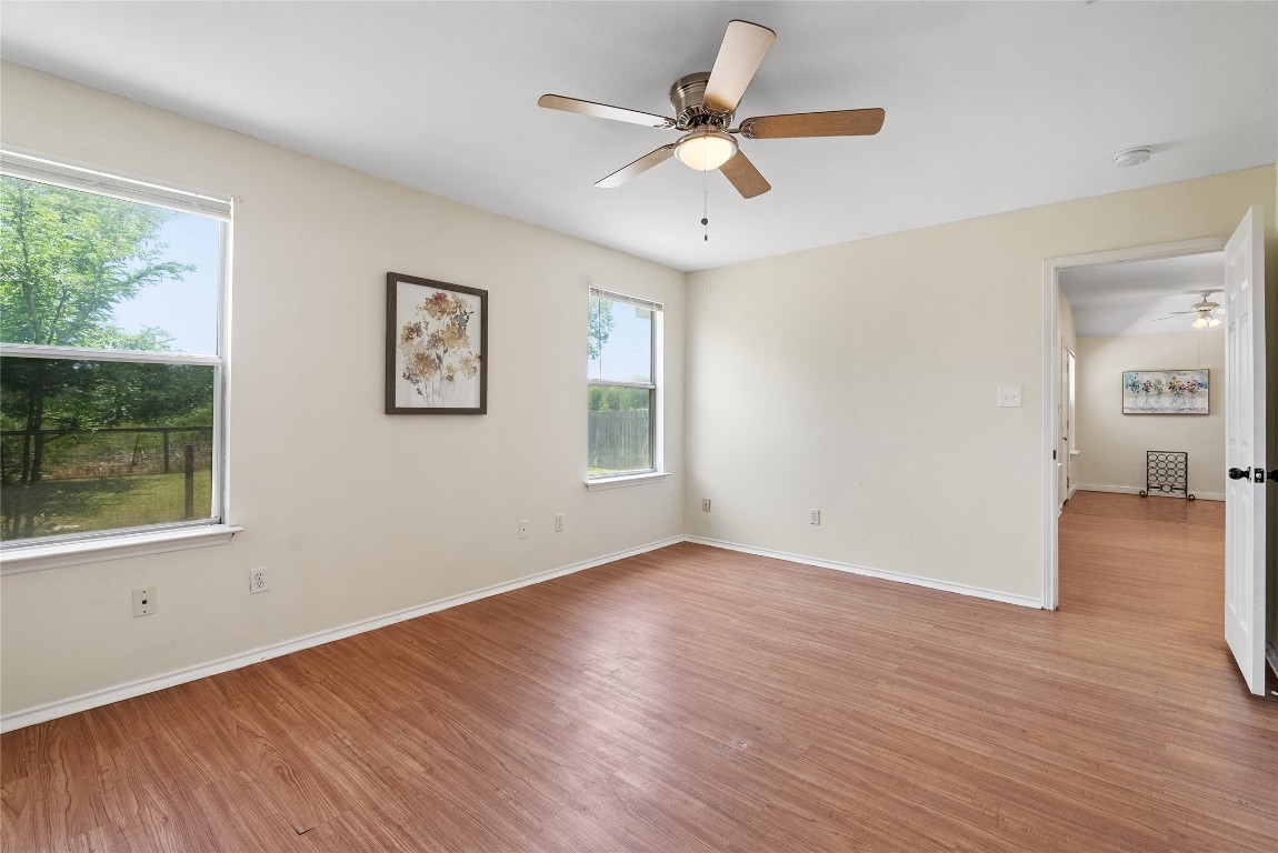 140 Shenandoah Trail , Elgin, TX, 78621 | 2429319 | Realty Texas LLC
