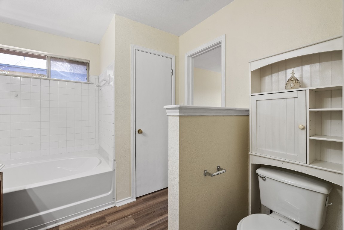 140 Shenandoah Trail , Elgin, TX, 78621 | 2429319 | Realty Texas LLC