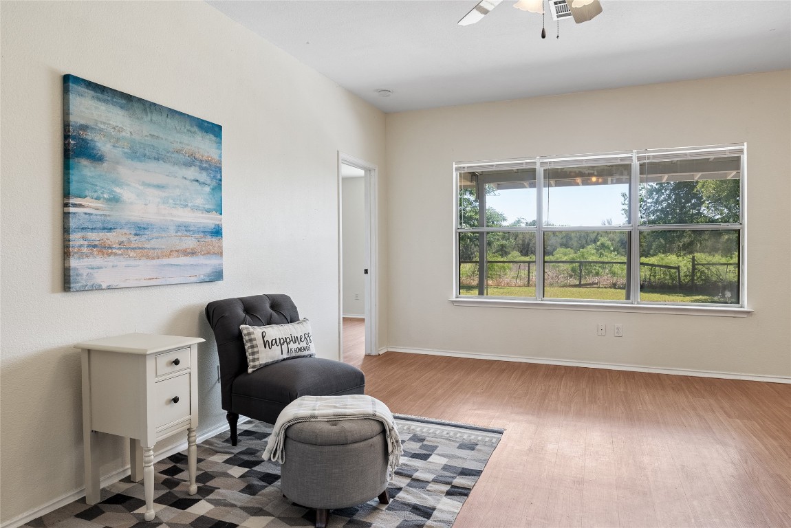 140 Shenandoah Trail , Elgin, TX, 78621 | 2429319 | Realty Texas LLC