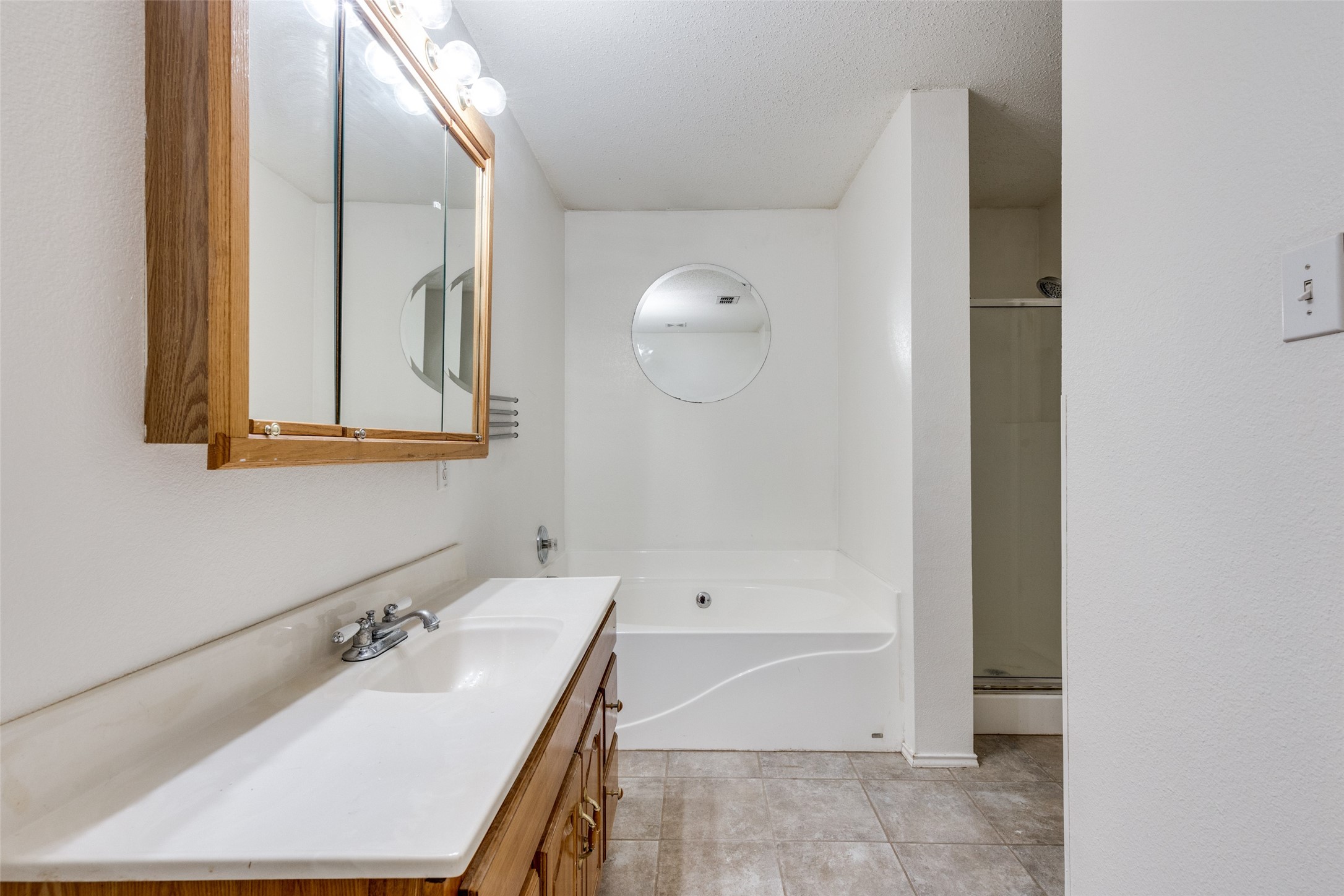4258 Estes Park Circle , Haltom City, TX, 76137 | 20939529 | Realty Texas LLC