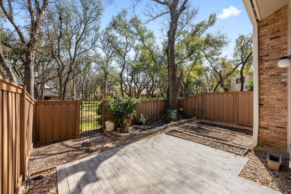 8303 Summerwood Drive , Austin, TX, 78759 | 8333663 | Realty Texas LLC