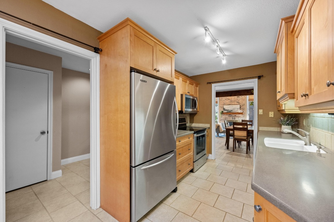 8303 Summerwood Drive , Austin, TX, 78759 | 8333663 | Realty Texas LLC