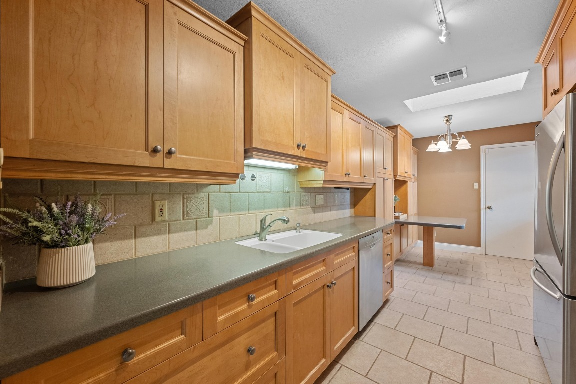 8303 Summerwood Drive , Austin, TX, 78759 | 8333663 | Realty Texas LLC