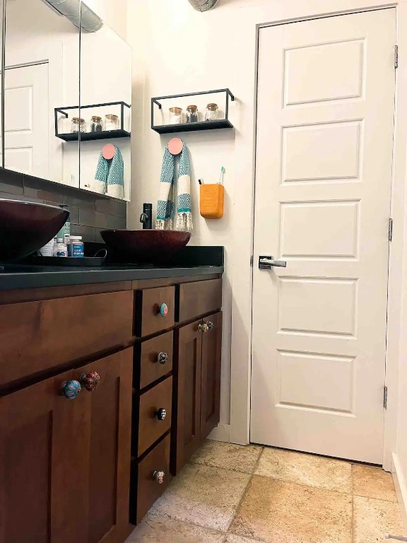 2307 E 2nd Street B , Austin, TX, 78702 | 6352339 | Realty Texas LLC