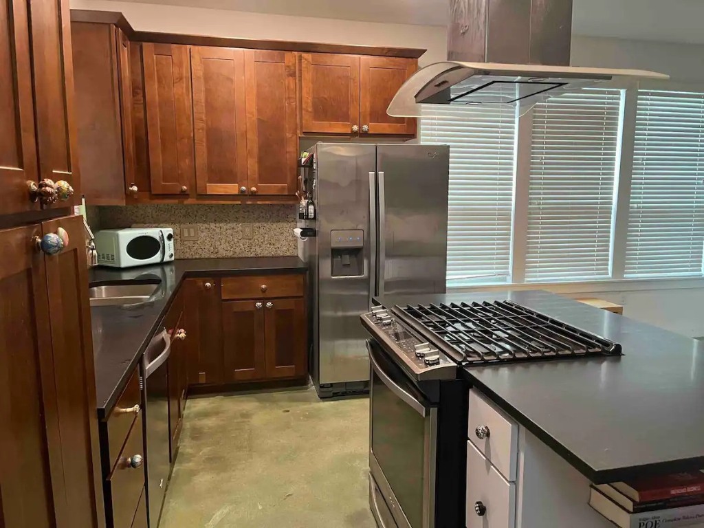 2307 E 2nd Street B , Austin, TX, 78702 | 6352339 | Realty Texas LLC