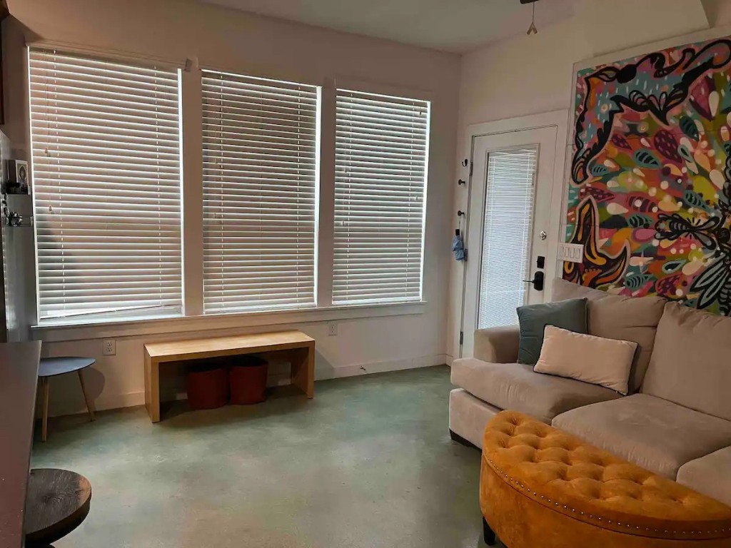 2307 E 2nd Street B , Austin, TX, 78702 | 6352339 | Realty Texas LLC