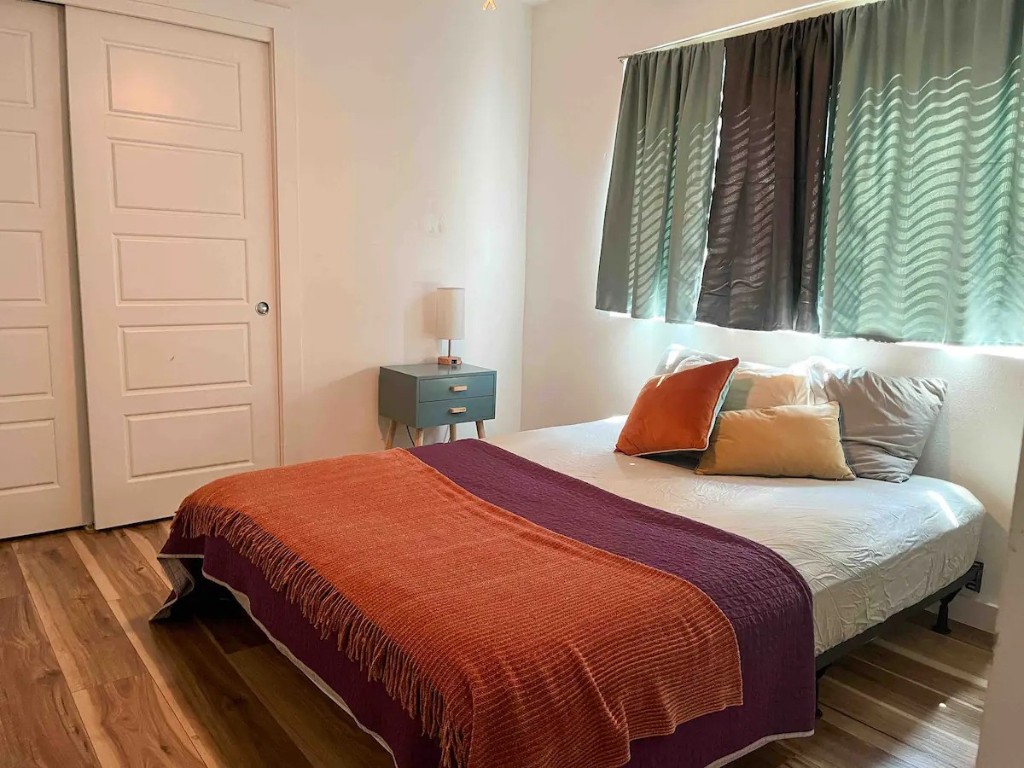 2307 E 2nd Street B , Austin, TX, 78702 | 6352339 | Realty Texas LLC