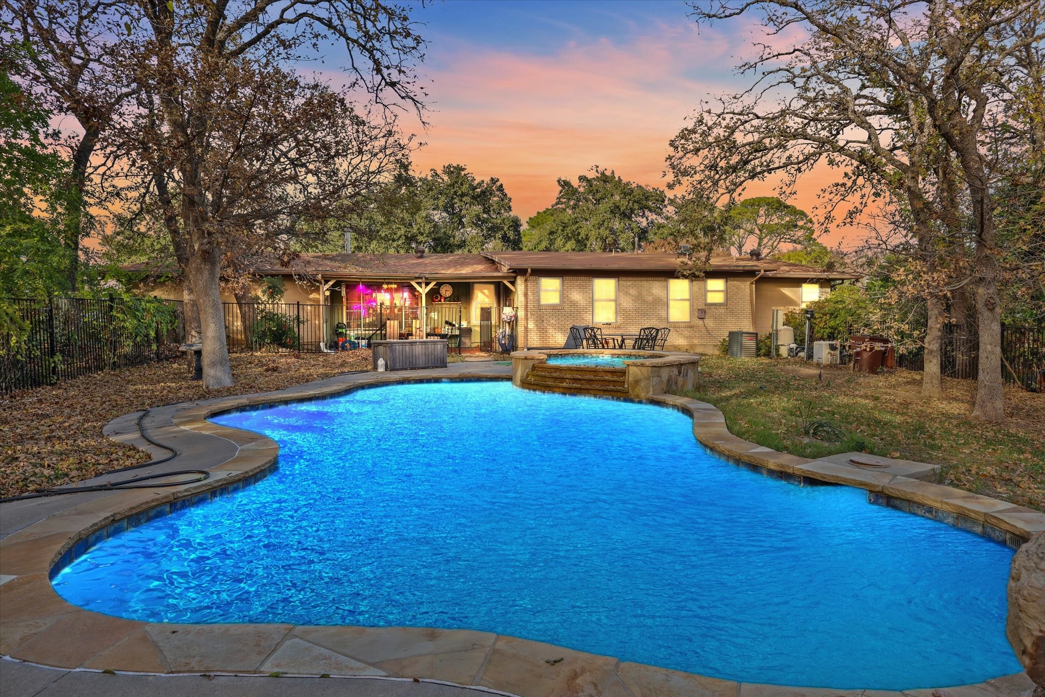 1214 Emerson Lane , Denton, TX, 76209 | 20939280 | Realty Texas LLC