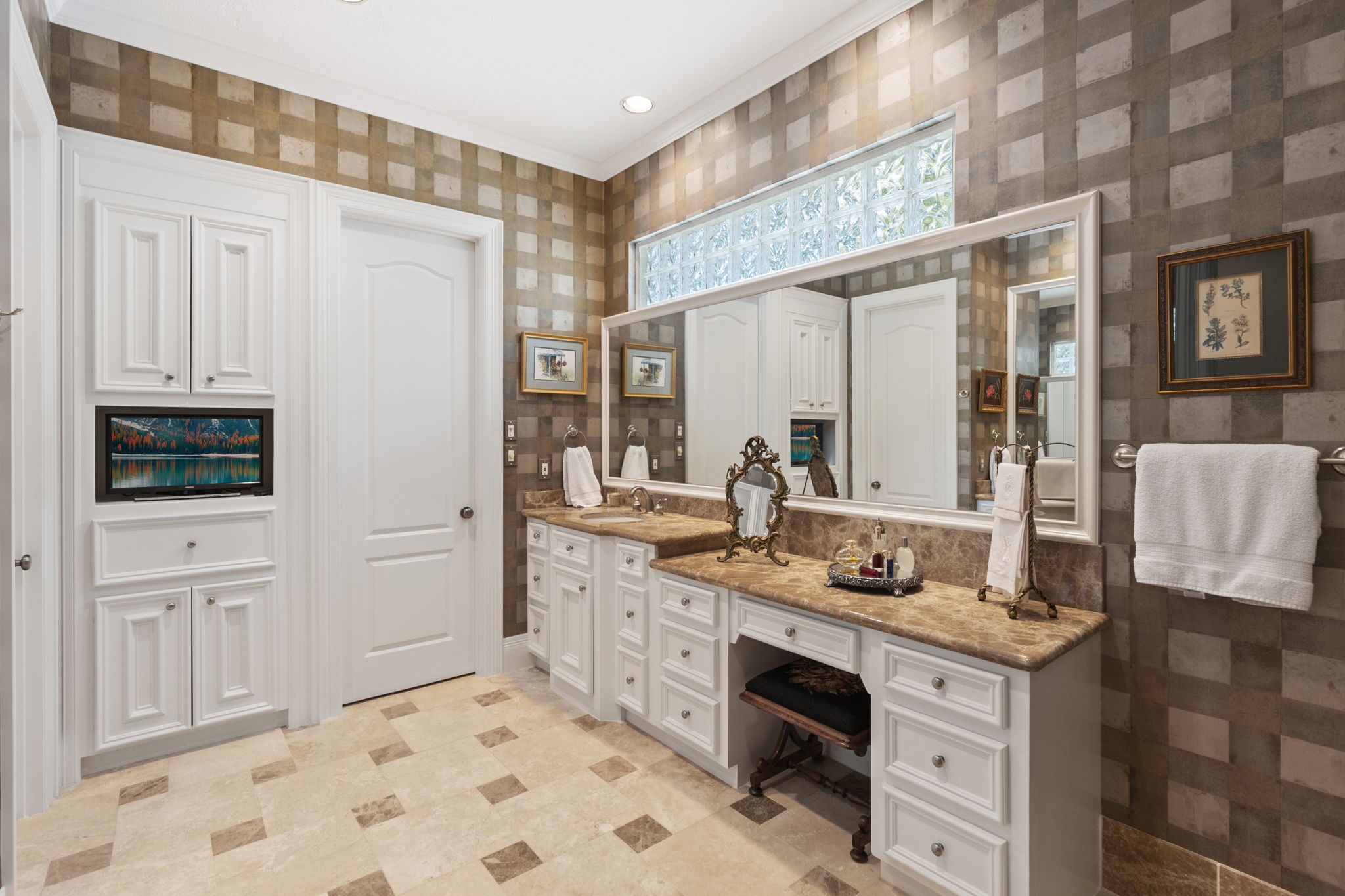 7 St Christopher Court , Sugar Land, TX, 77479 | 2357504 | Realty Texas LLC