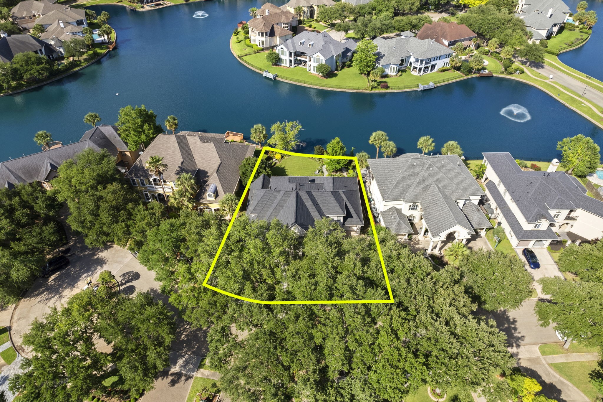 7 St Christopher Court , Sugar Land, TX, 77479 | 2357504 | Realty Texas LLC