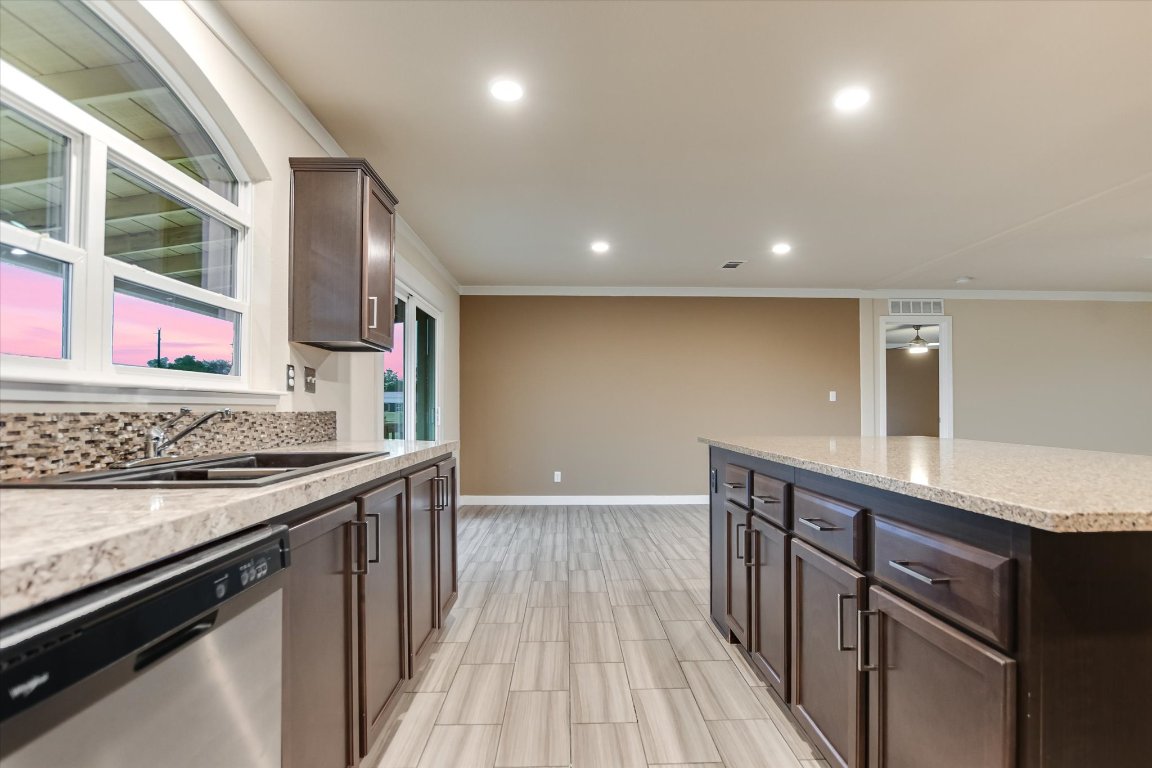 202 Lazy River Lane , Elgin, TX, 78621 | 6101337 | Realty Texas LLC