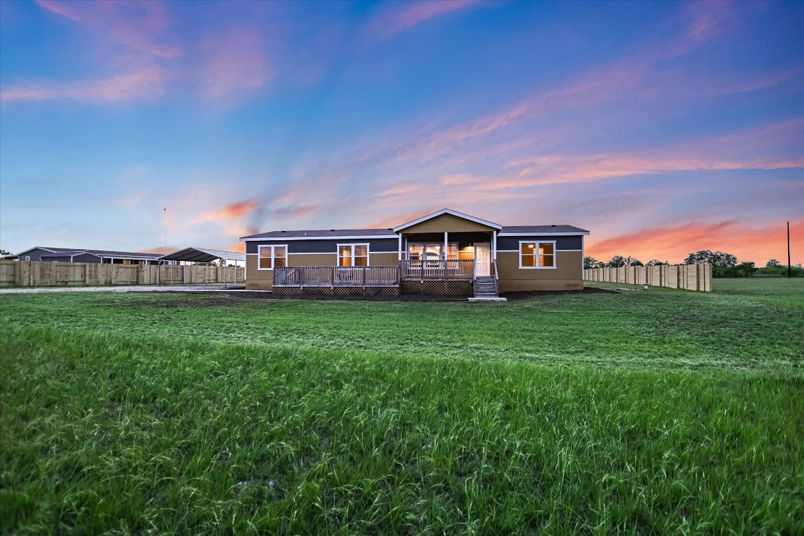 202 Lazy River Lane , Elgin, TX, 78621 | 6101337 | Realty Texas LLC