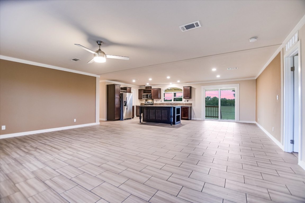 202 Lazy River Lane , Elgin, TX, 78621 | 6101337 | Realty Texas LLC