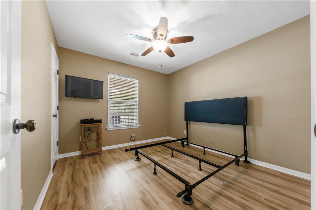 9939 County Road 272 , Somerville, TX, 77879 | 25005820 | Realty Texas LLC