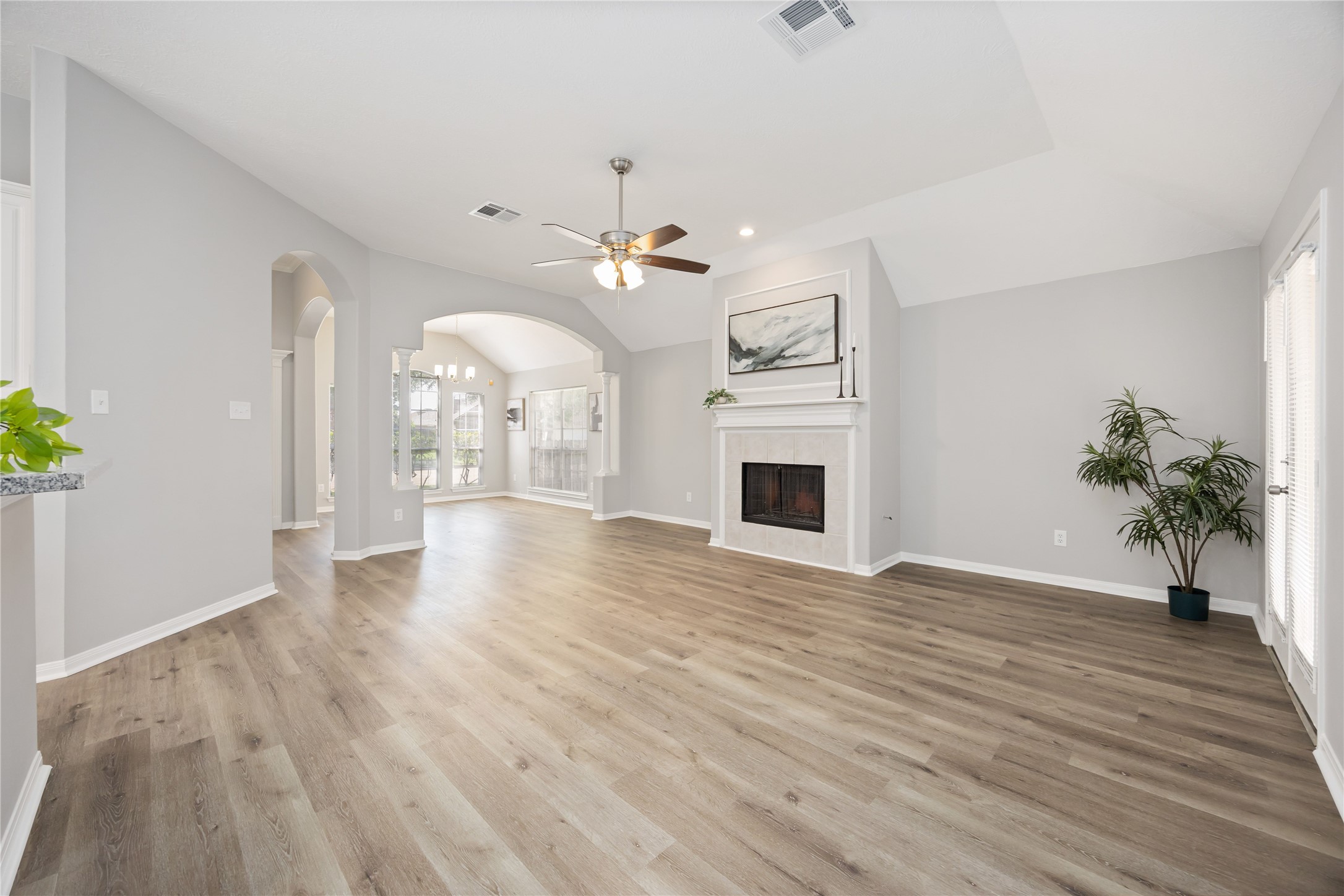 403 Leisure Drive , Stafford, TX, 77477 | 68817017 | Realty Texas LLC