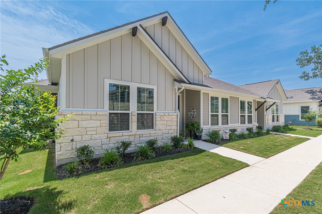 Temporary Off Market: 138 Harborside Drive 101 Blog Image Banner