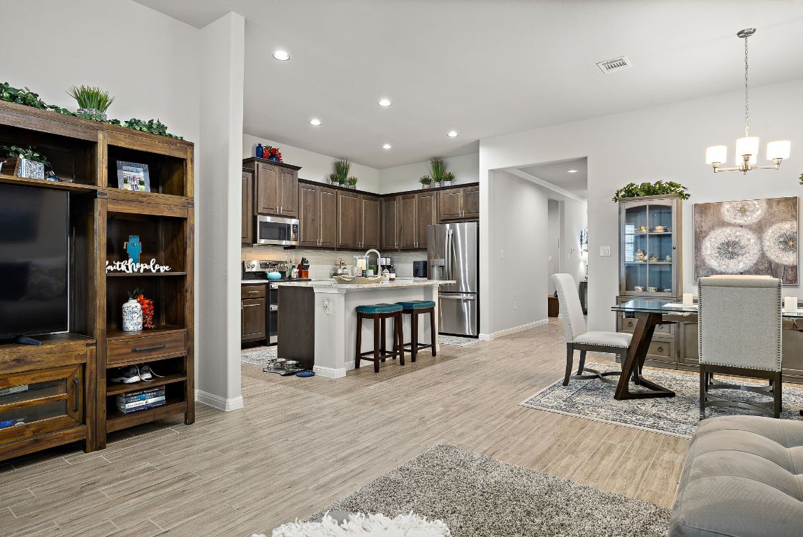 109 Scenic Hills Circle , Georgetown, TX, 78628 | 5795486 | Realty Texas LLC