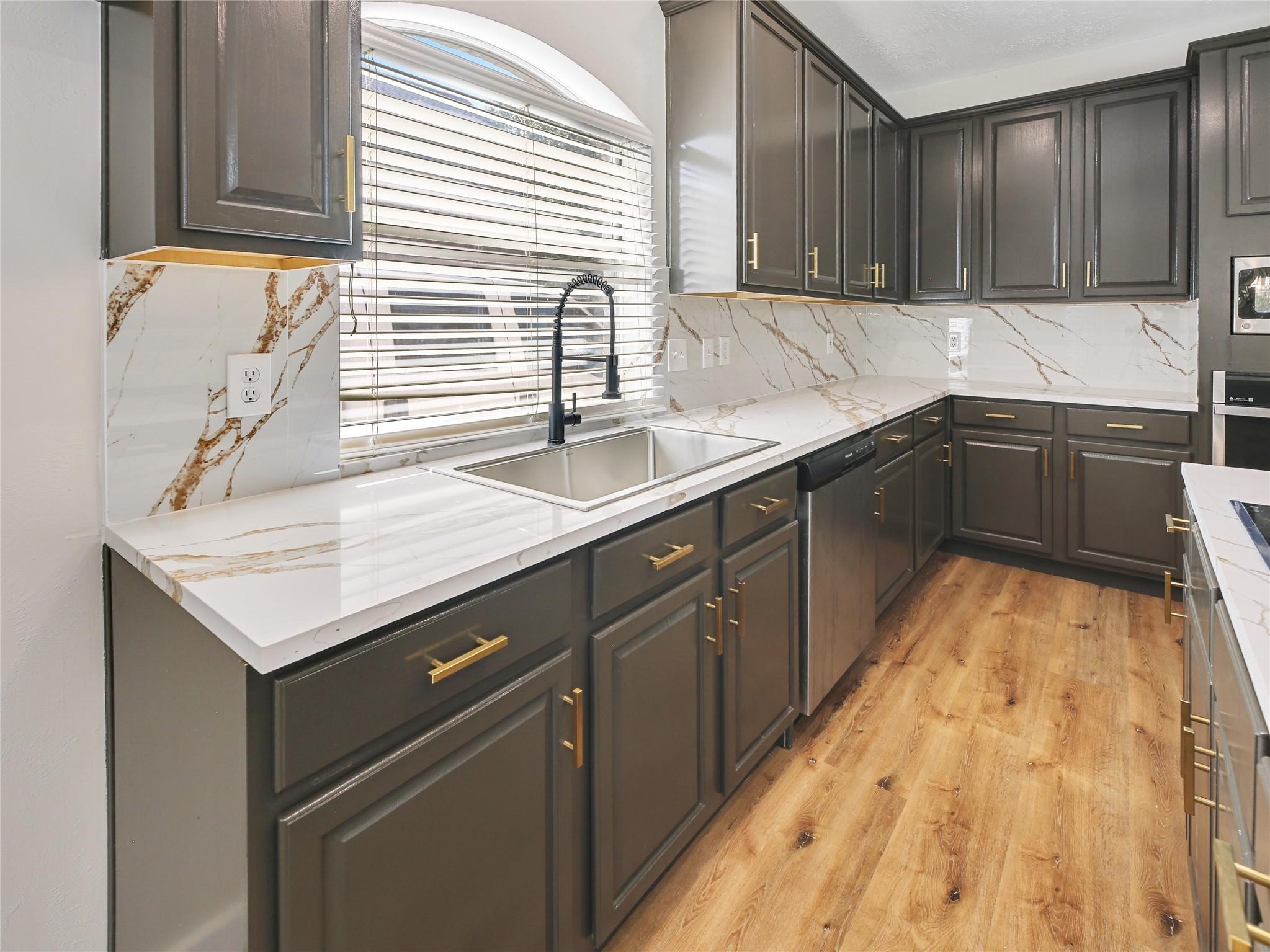 1907 Timber Creek Drive , Missouri City, TX, 77459 | 26701165 | Realty Texas LLC
