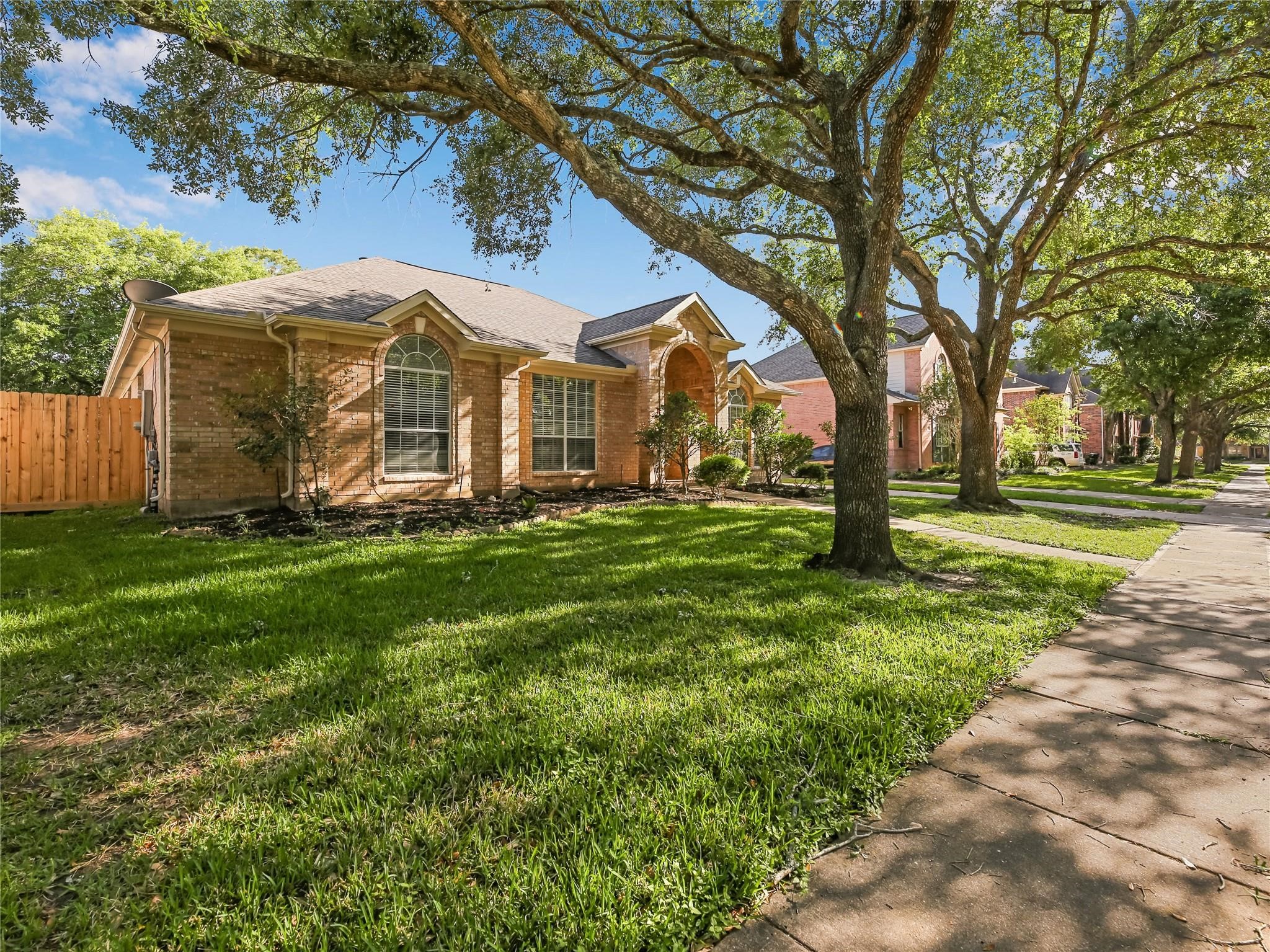 1907 Timber Creek Drive , Missouri City, TX, 77459 | 26701165 | Realty Texas LLC