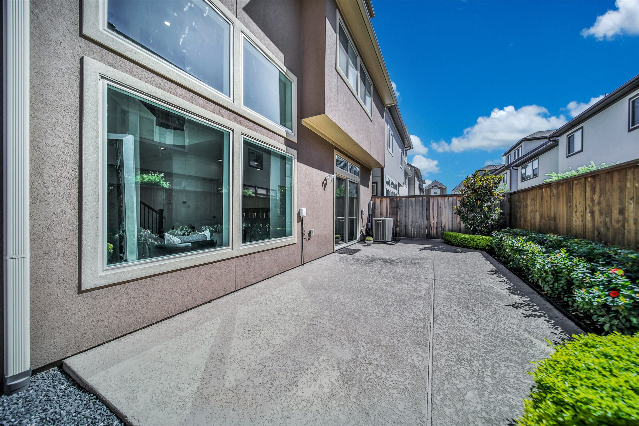 11015 Ayrshire Park Lane , Houston, TX, 77043 | 7499470 | Realty Texas LLC