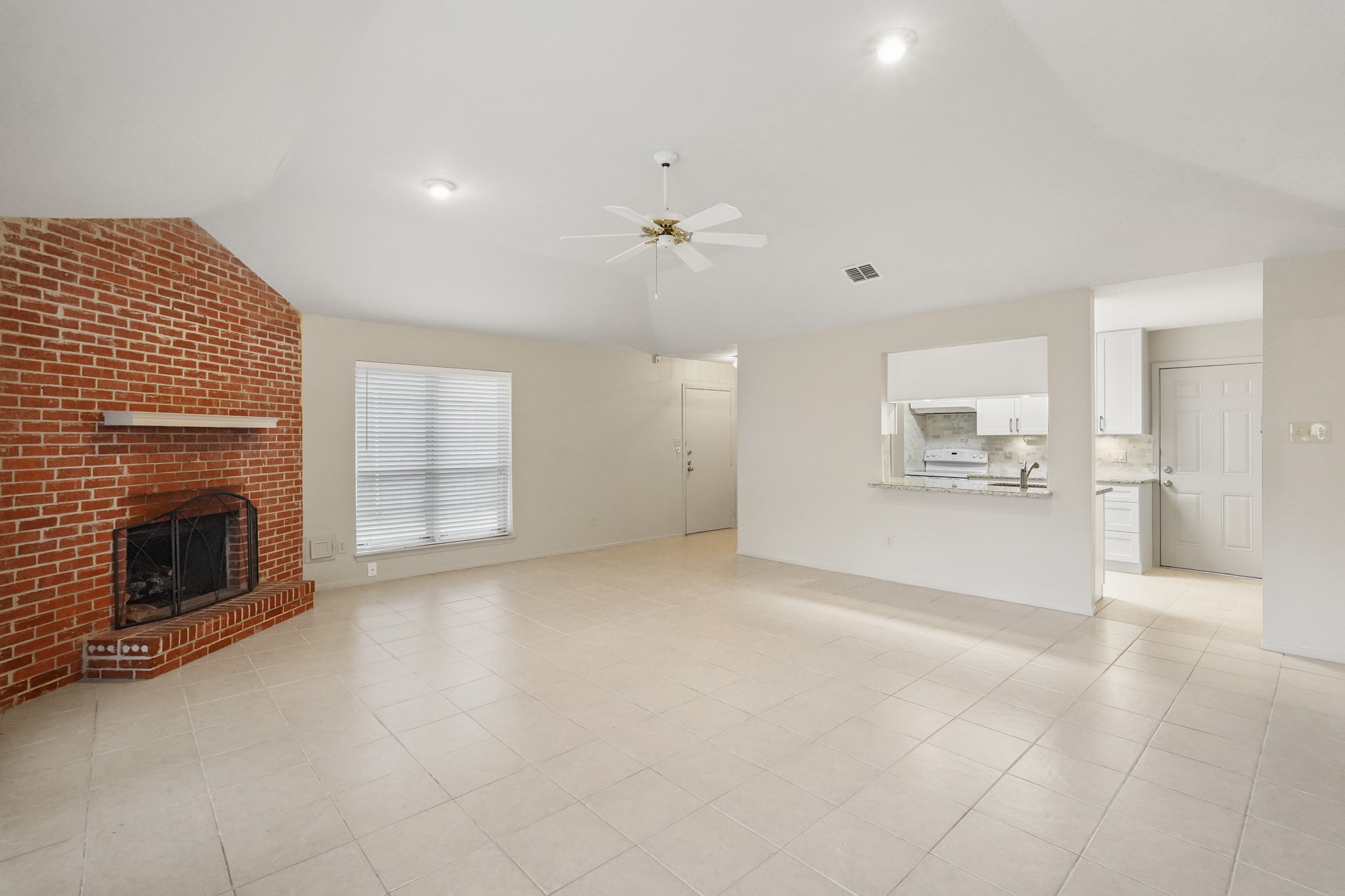 10834 Lynbrook Drive B , Houston, TX, 77042 | 27914733 | Realty Texas LLC
