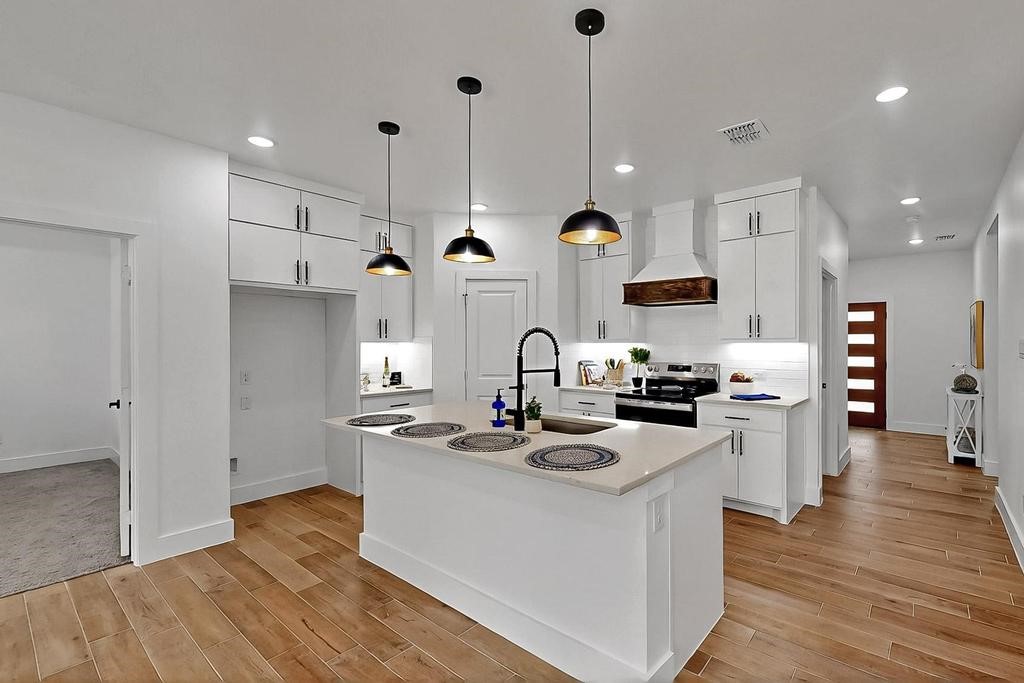 704 Witt , Wolfe City, TX, 75496 | 20940072 | Realty Texas LLC
