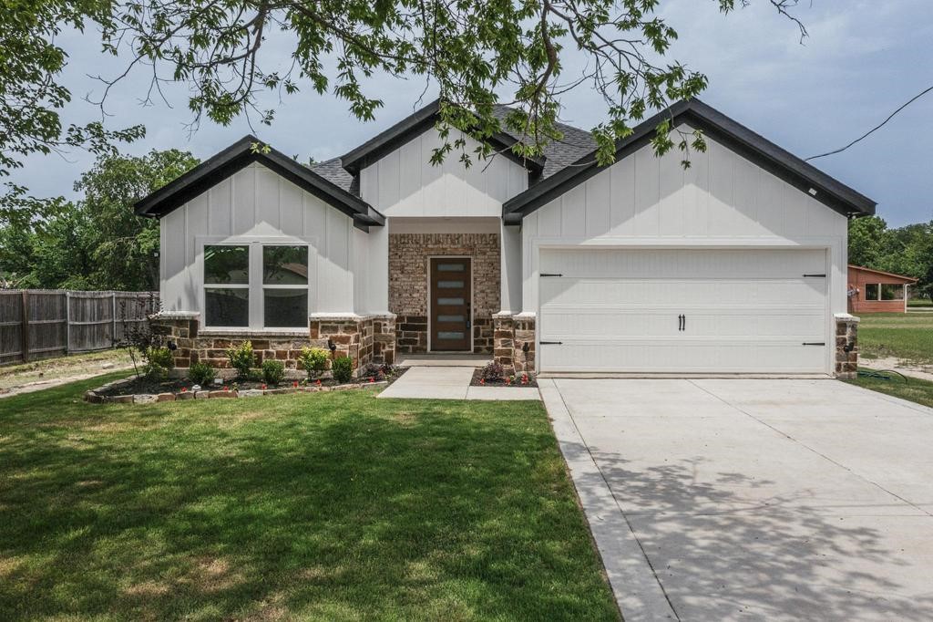704 Witt , Wolfe City, TX, 75496 | 20940072 | Realty Texas LLC