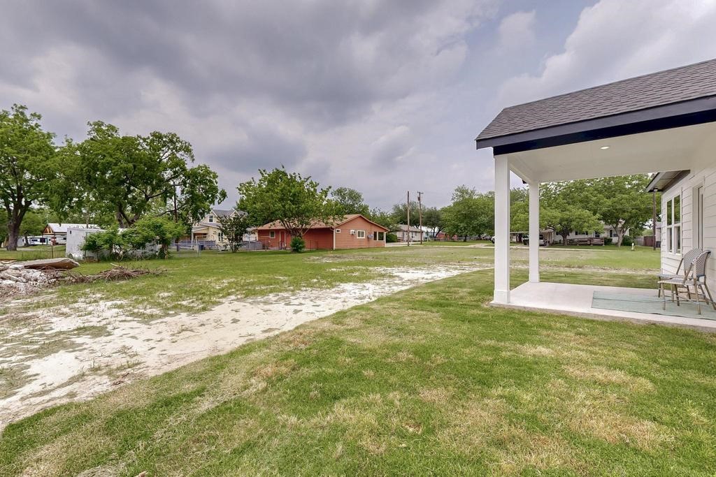 704 Witt , Wolfe City, TX, 75496 | 20940072 | Realty Texas LLC