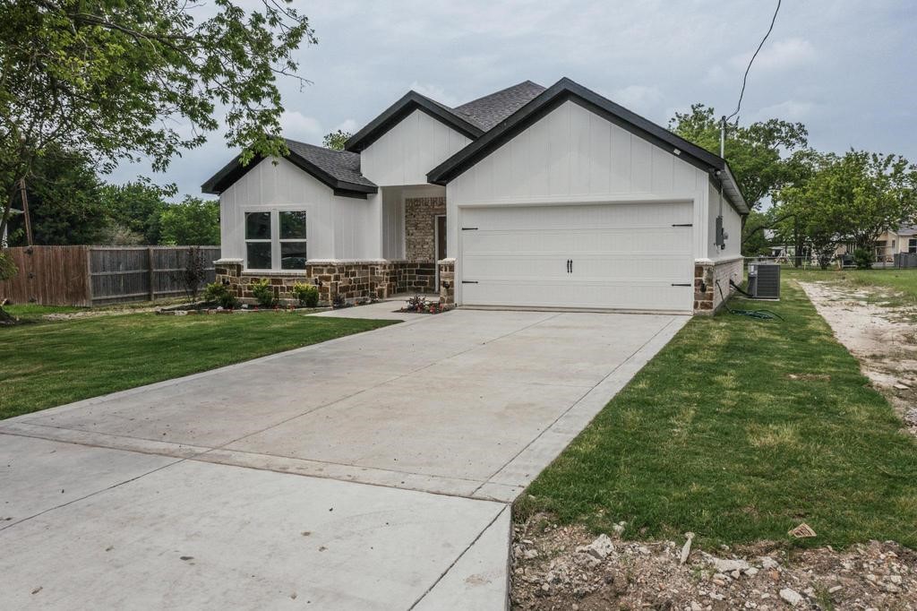 704 Witt , Wolfe City, TX, 75496 | 20940072 | Realty Texas LLC