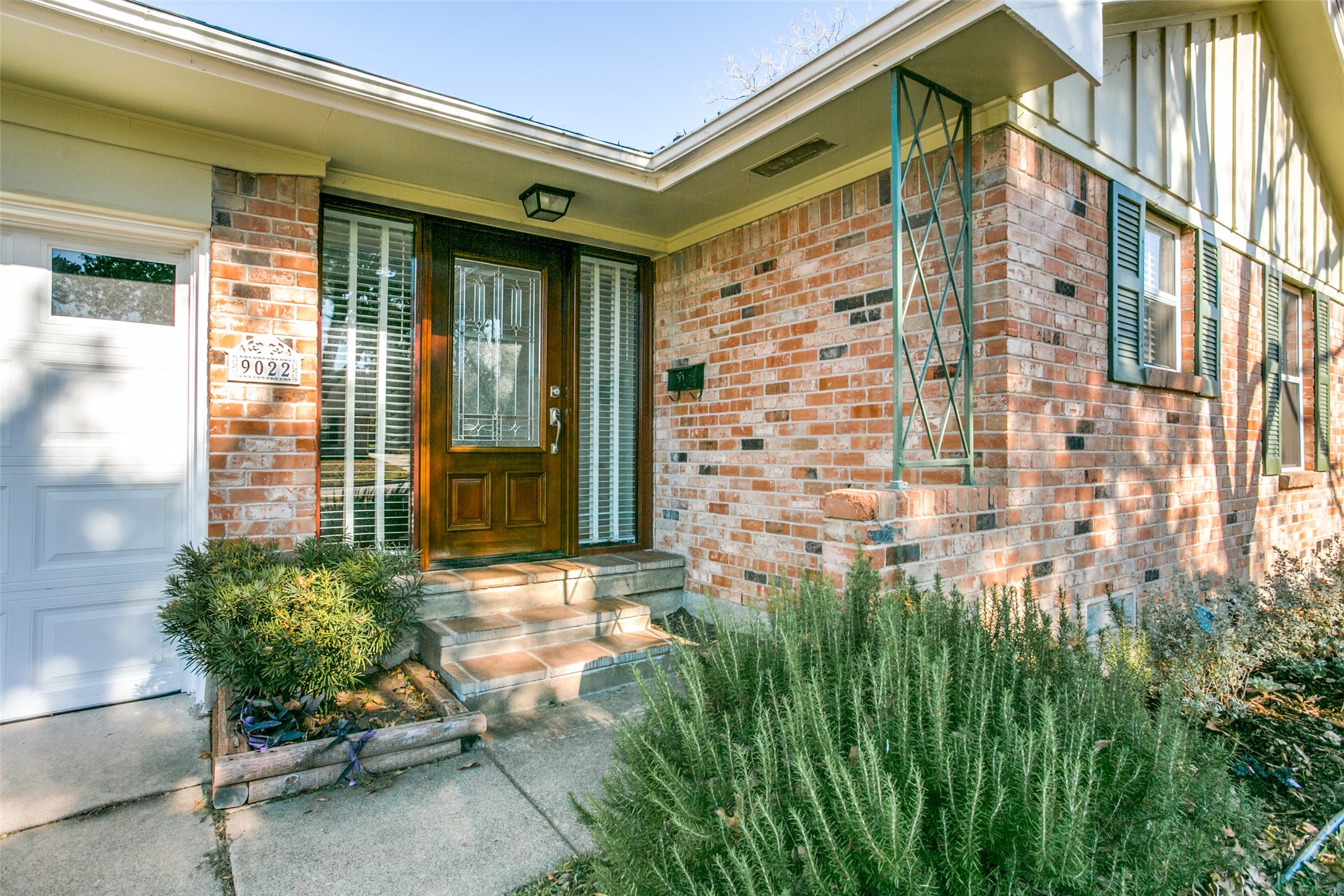 9022 Hackney Lane , Dallas, TX, 75238 | 20938332 | Realty Texas LLC