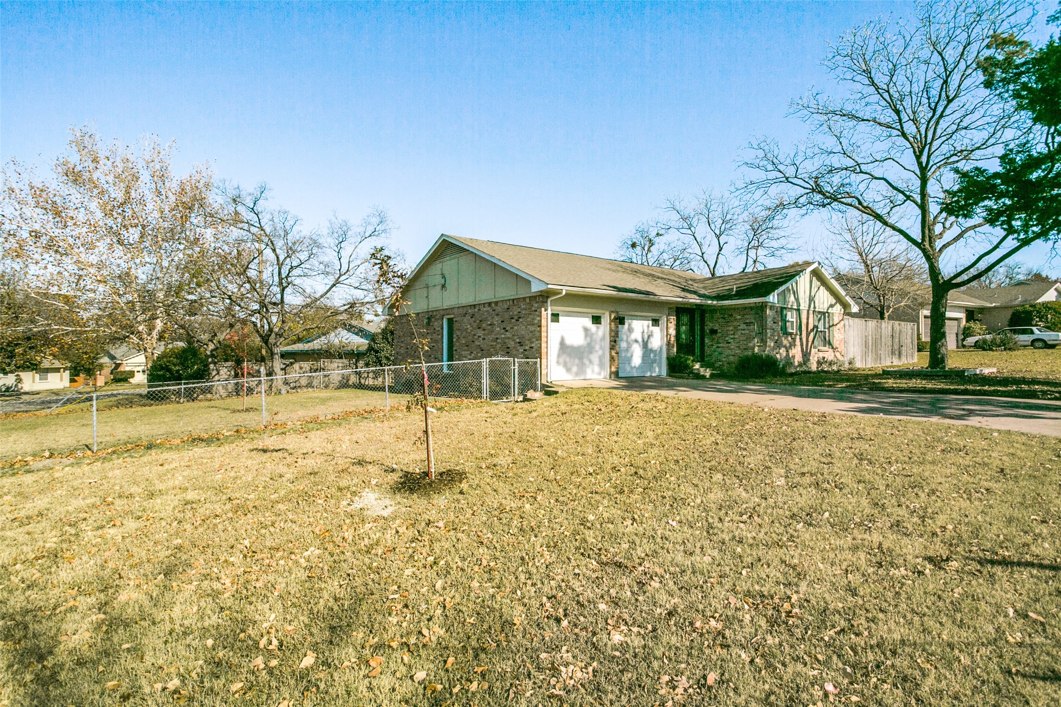 9022 Hackney Lane , Dallas, TX, 75238 | 20938332 | Realty Texas LLC