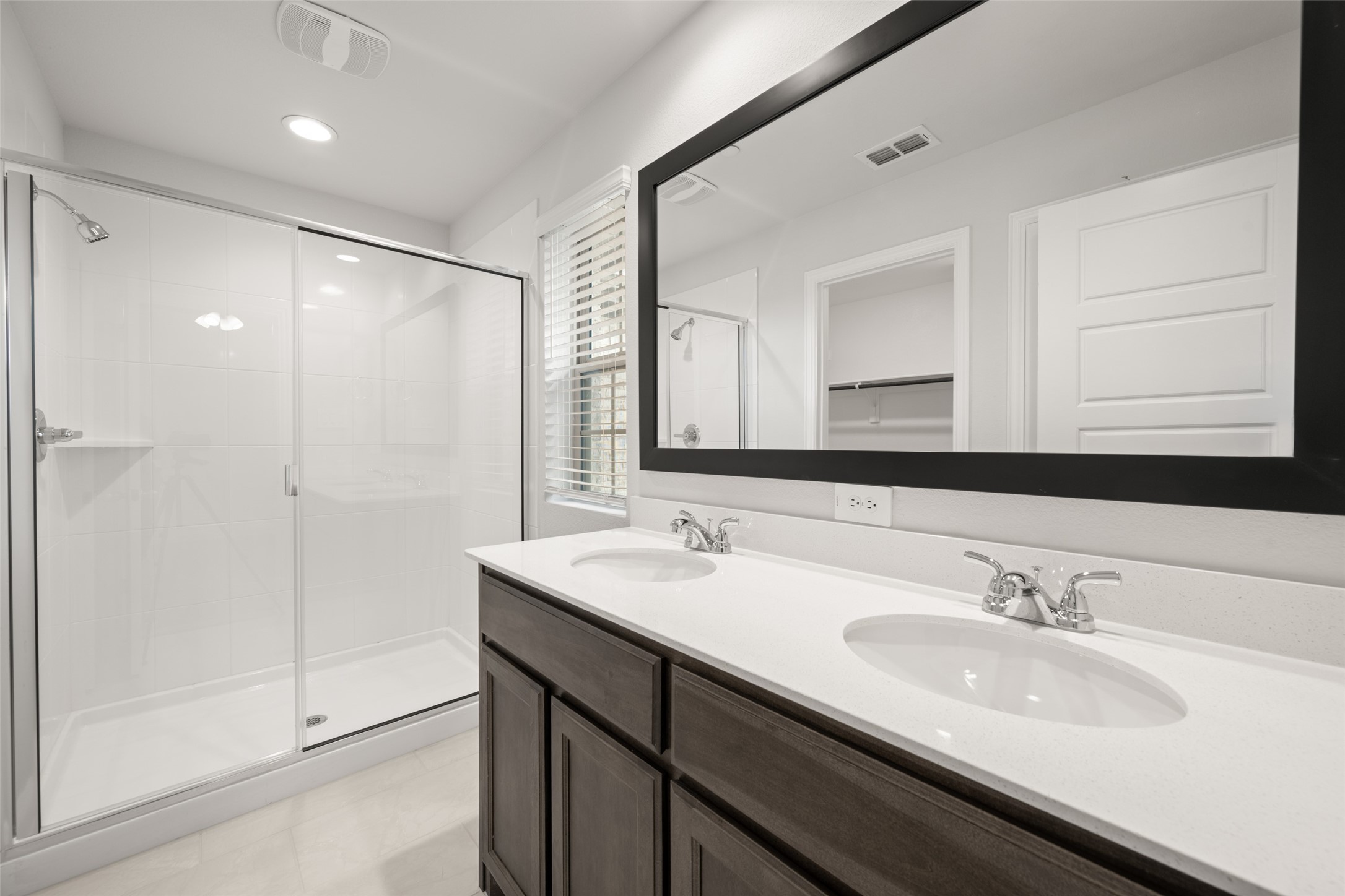 648 Sandiford , Mansfield, TX, 76063 | 20940226 | Realty Texas LLC