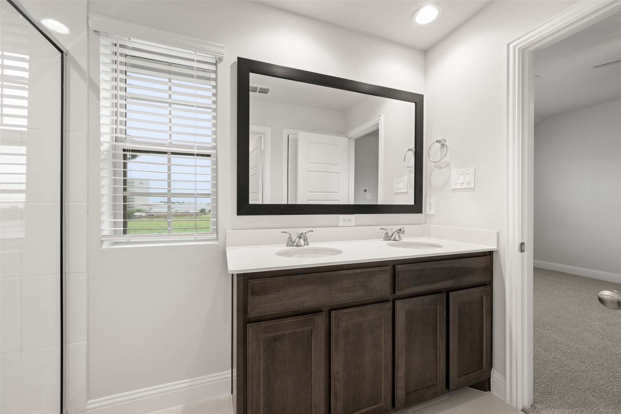 648 Sandiford , Mansfield, TX, 76063 | 20940226 | Realty Texas LLC