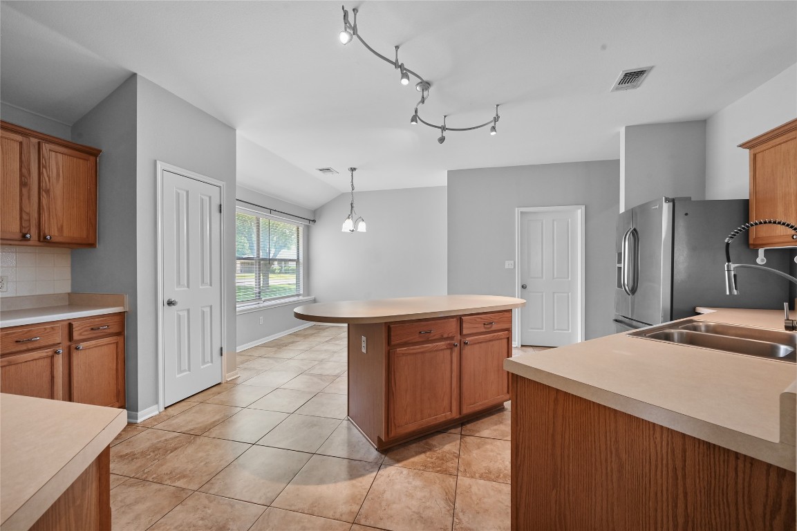 607 Prickley Pear Pass , Buda, TX, 78610 | 3789899 | Realty Texas LLC