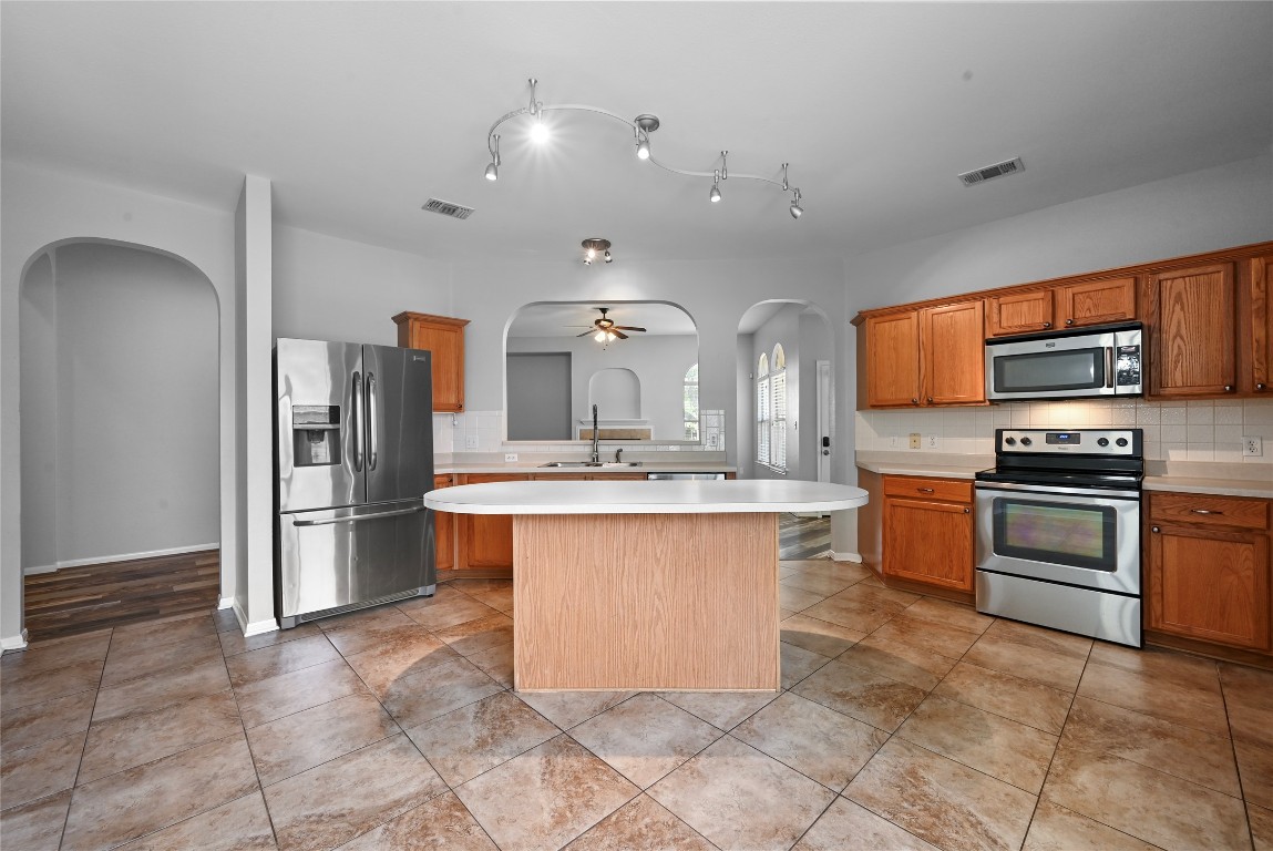 607 Prickley Pear Pass , Buda, TX, 78610 | 3789899 | Realty Texas LLC