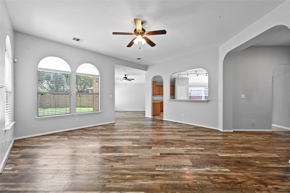 607 Prickley Pear Pass , Buda, TX, 78610 | 3789899 | Realty Texas LLC