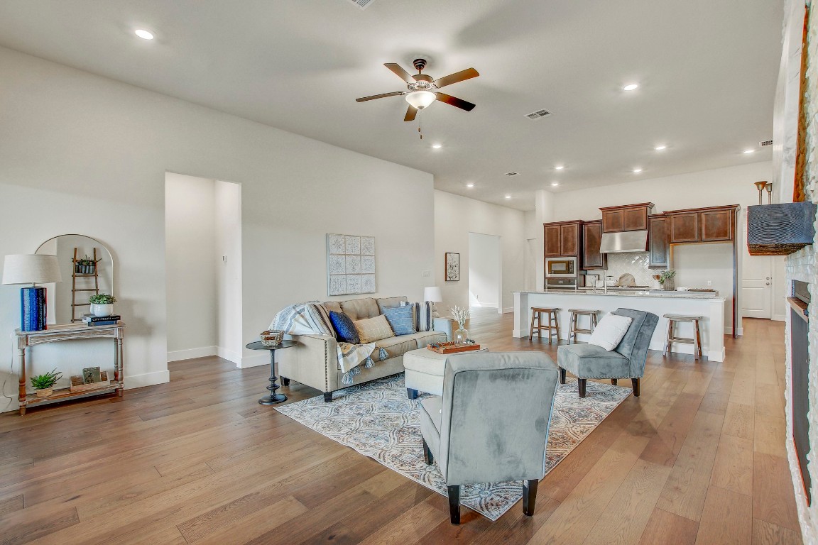 991 Arrowhead Ranch Boulevard , Dripping Springs, TX, 78620 | 3907520 | Realty Texas LLC