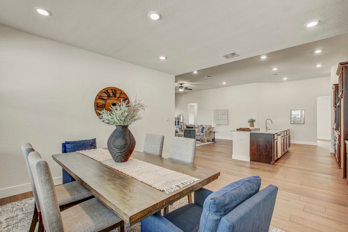 991 Arrowhead Ranch Boulevard , Dripping Springs, TX, 78620 | 3907520 | Realty Texas LLC