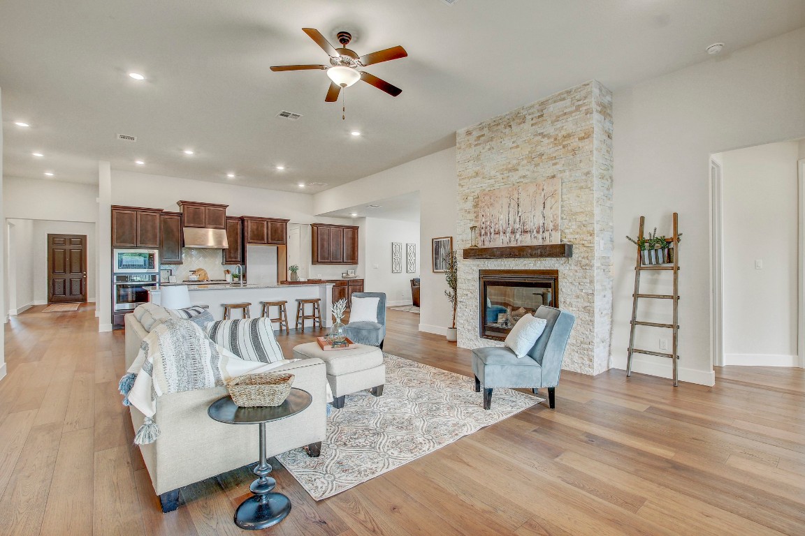 991 Arrowhead Ranch Boulevard , Dripping Springs, TX, 78620 | 3907520 | Realty Texas LLC