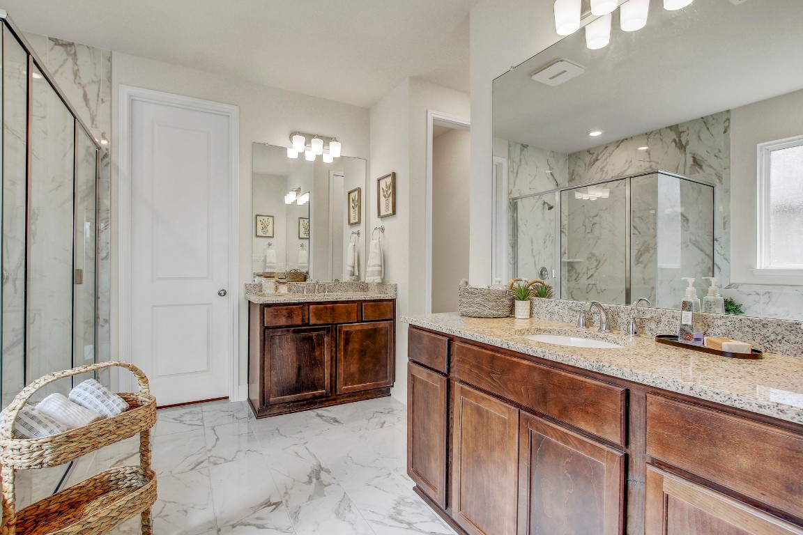 991 Arrowhead Ranch Boulevard , Dripping Springs, TX, 78620 | 3907520 | Realty Texas LLC