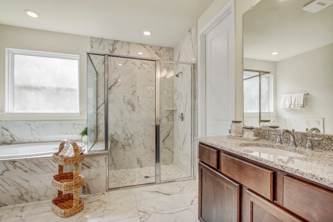 991 Arrowhead Ranch Boulevard , Dripping Springs, TX, 78620 | 3907520 | Realty Texas LLC